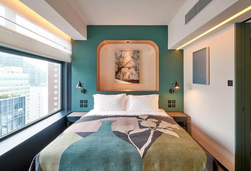 اتاق لوکس, The Arca