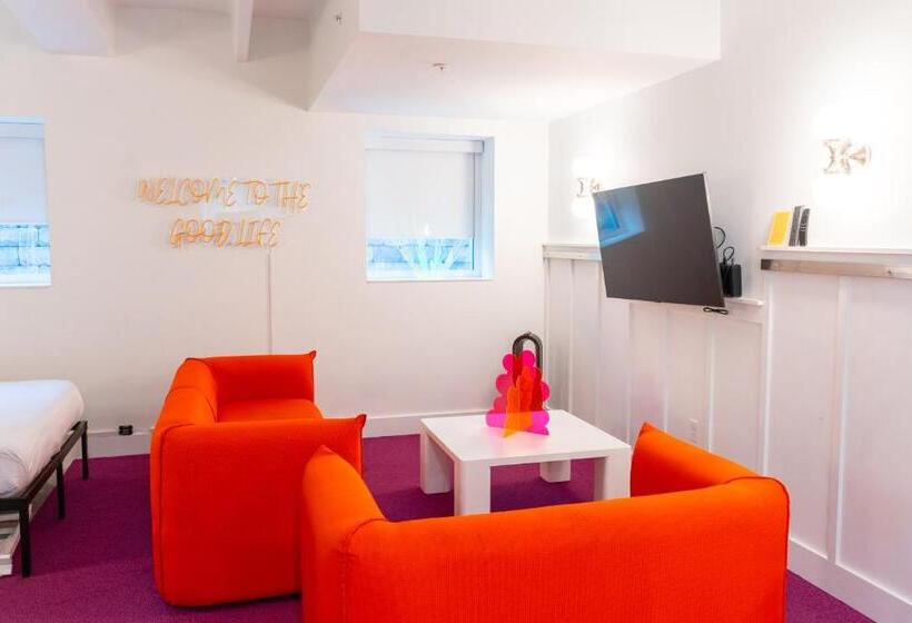 جناح, The Gallatin