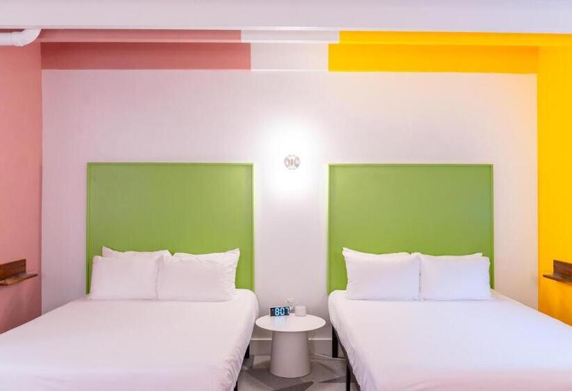 جناح, The Gallatin