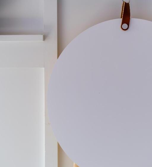 غرفة قياسية, The Gallatin