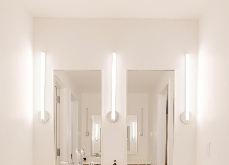 جناح, The Gallatin