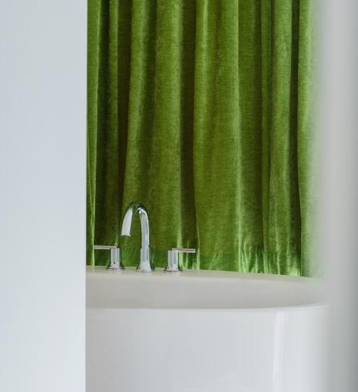 غرفة ديلوكس سرير كينج, The Gallatin