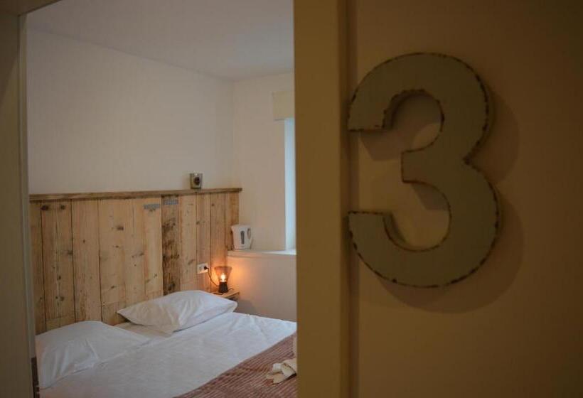 Номер Стандарт, Luxury Spa Hotel   Francofolies