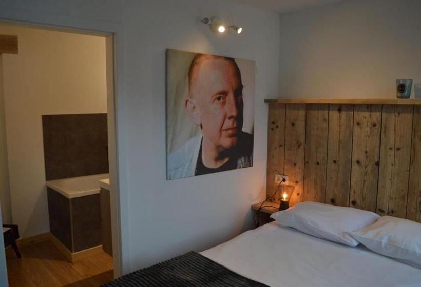 Номер Deluxe, Luxury Spa Hotel   Francofolies