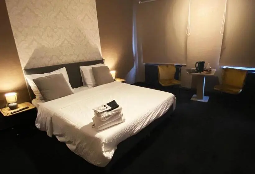 اتاق سوپریور, Luxury Spa Hotel Francofolies