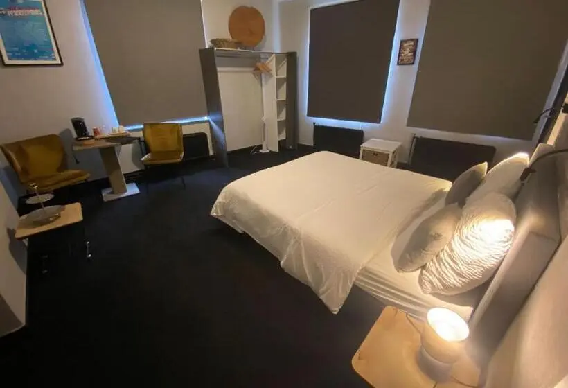 اتاق سوپریور سه تخته, Luxury Spa Hotel Francofolies