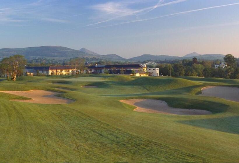 キングサイズベッドのスーペリアルーム, Druids Glen Resort