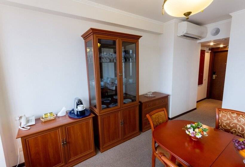 クラシックスイート, Astrus Moscow City