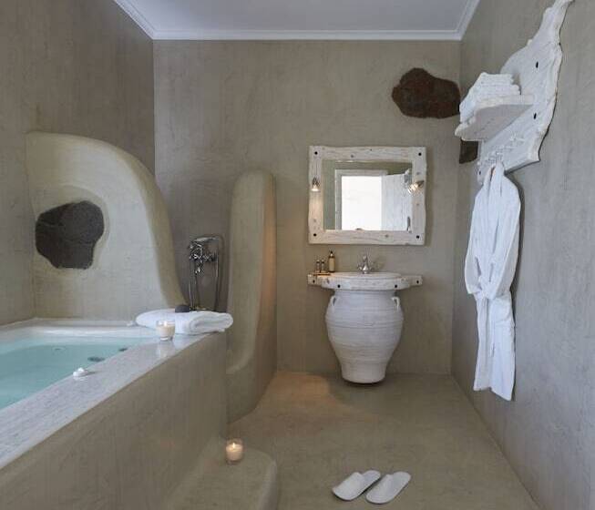 Люкс с Бассейном, Athermi Suites  Adults Only