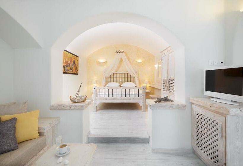 Suite con Piscina, Athermi Suites  Adults Only