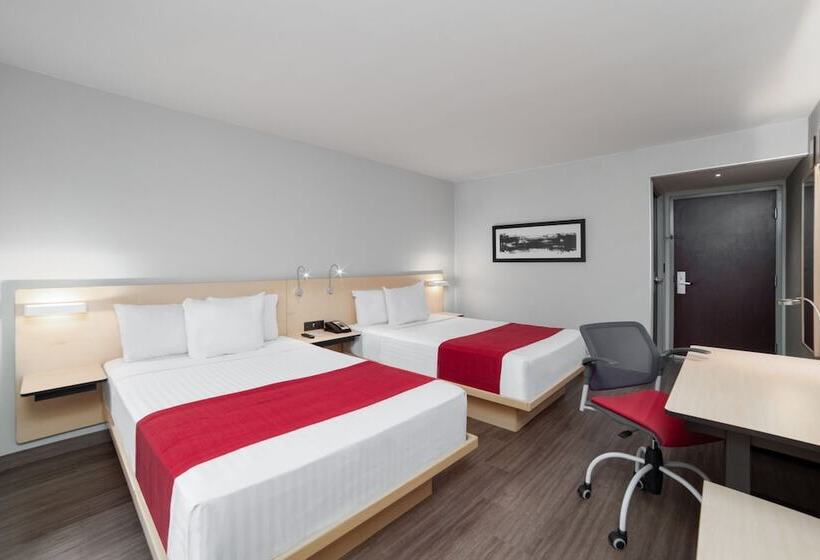 ２ダブルベッドのスタンダードルーム, City Express By Marriott Silao Aeropuerto