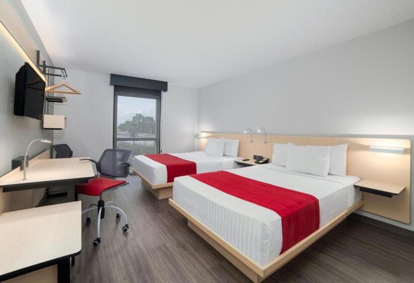 ２ダブルベッドのスタンダードルーム, City Express By Marriott Silao Aeropuerto