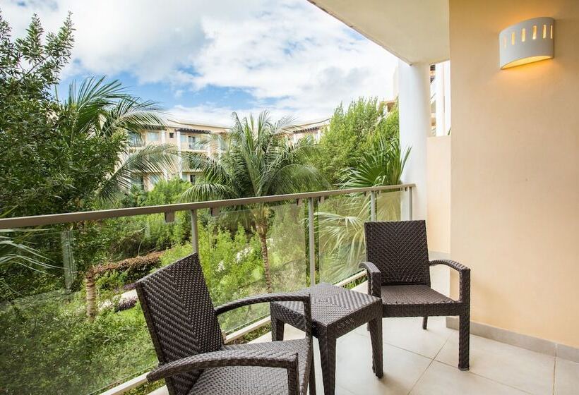 Junior Suite met Kingsize Bed, Dreams Jade Resort & Spa  All Inclusive