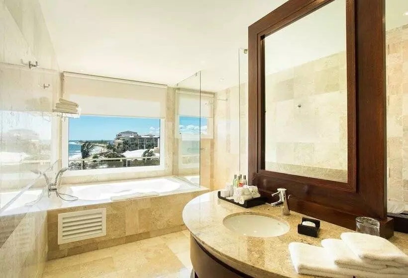 クラブスイート, Dreams Jade Resort & Spa  All Inclusive