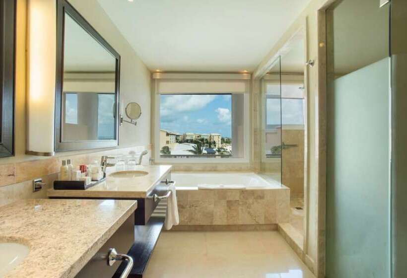 Junior Suite met Uitzicht op Zee, Dreams Jade Resort & Spa  All Inclusive