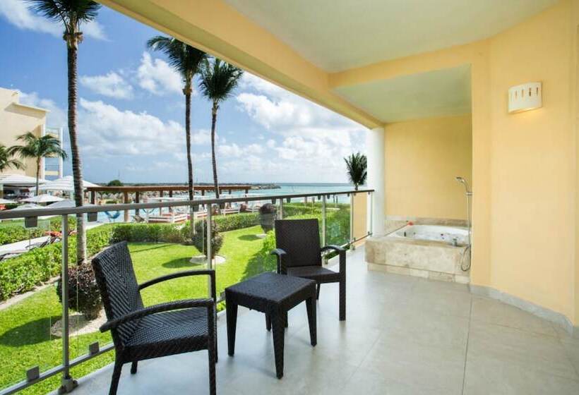 Suite Club met uitzicht op zee, Dreams Jade Resort & Spa  All Inclusive