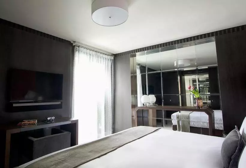 سوییت اجرایی, Hippodrome Hotel Condesa