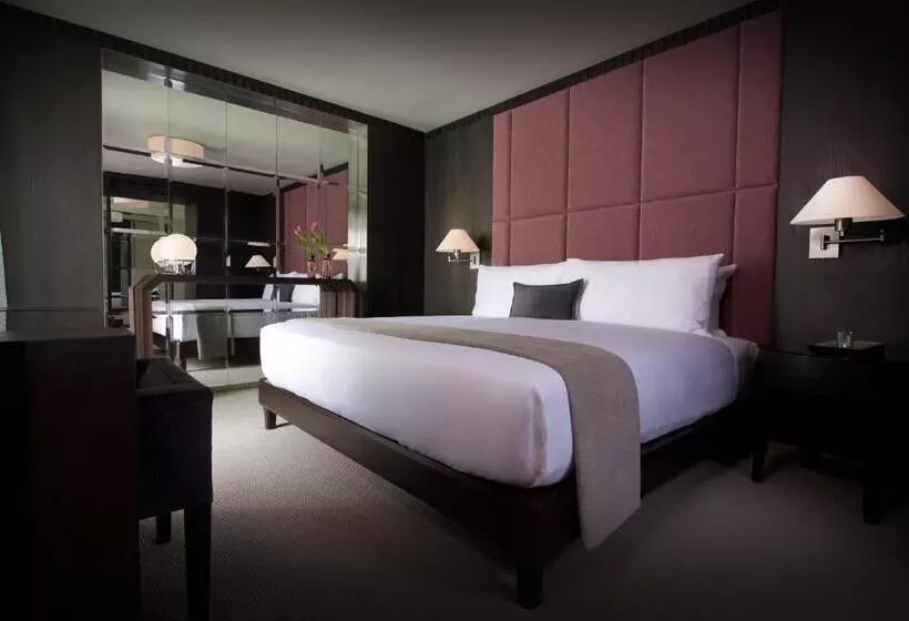 سوییت اجرایی, Hippodrome Hotel Condesa