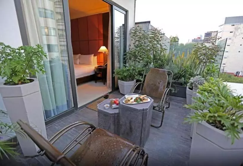 اتاق سوپریور با تخت بزرگ, Hippodrome Hotel Condesa