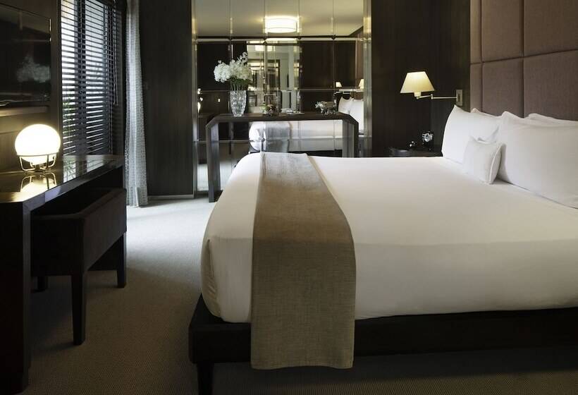 سوییت اجرایی, Hippodrome Hotel Condesa