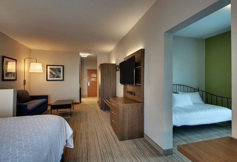 جناح, Holiday Inn Express Hotel & Suites Austell Powder Springs, An Ihg