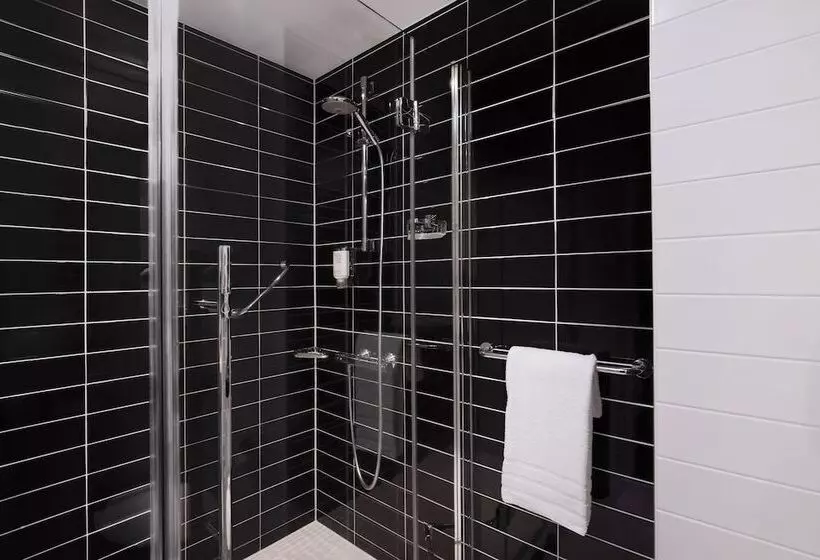 اتاق استاندارد, Holiday Inn Express Bremen Airport, An Ihg