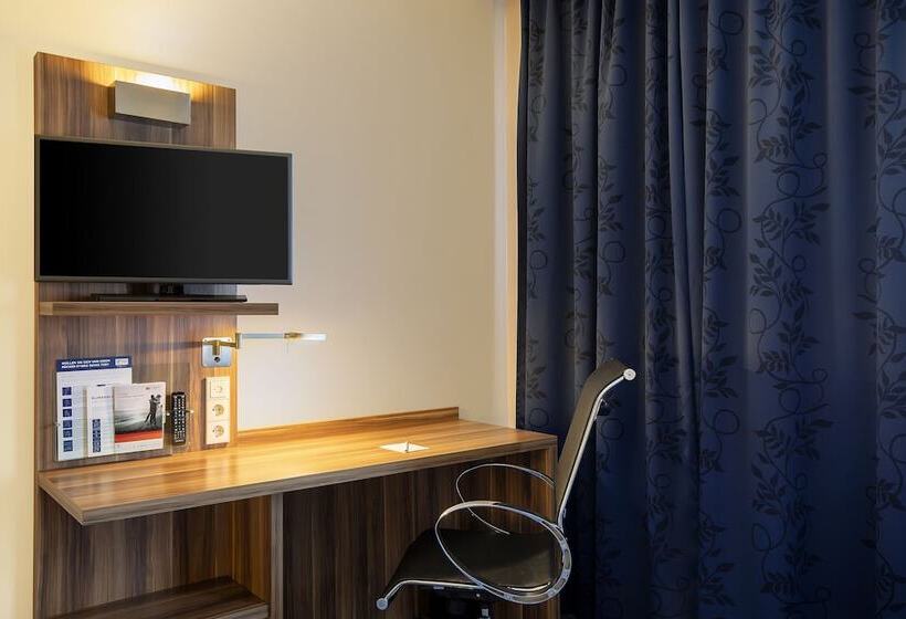 חדר סטנדרט, Holiday Inn Express Bremen Airport, An Ihg