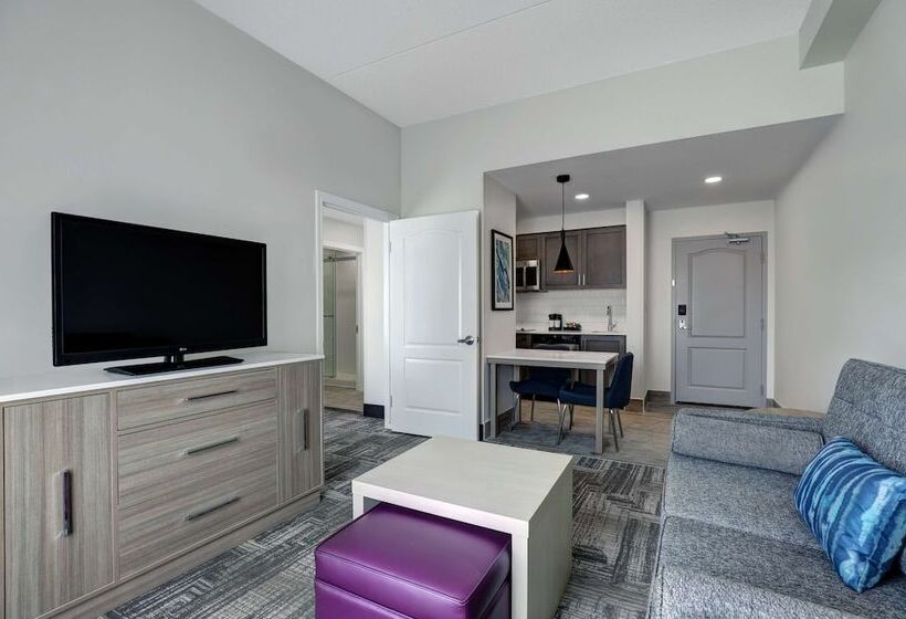 キングサイズベッドのスイートルーム, Homewood Suites London Ontario