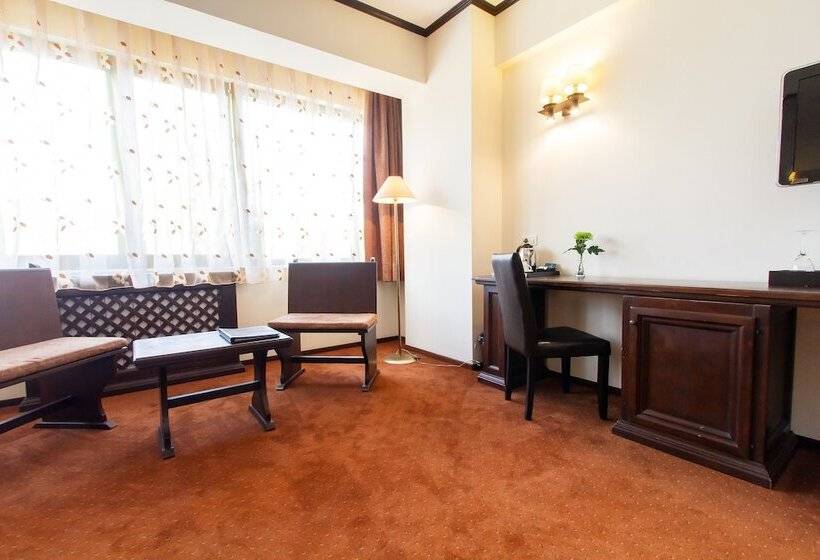 اتاق اجرایی, International Bucharest City Centre