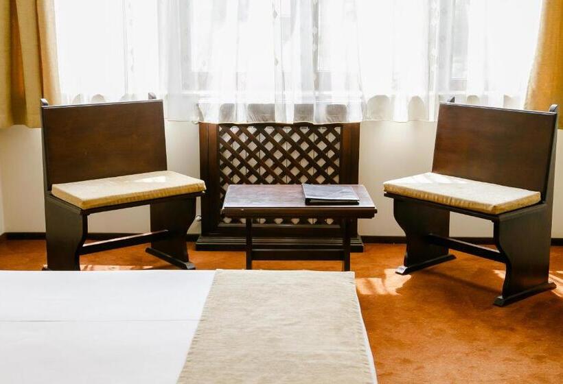 اتاق اجرایی, International Bucharest City Centre