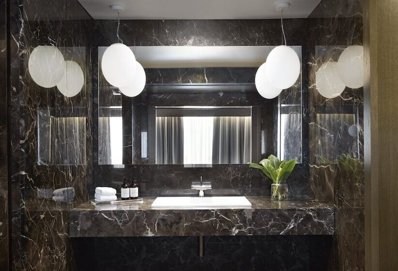 Standard Room, Kimpton Blythswood Square Hotel & Spa, An Ihg