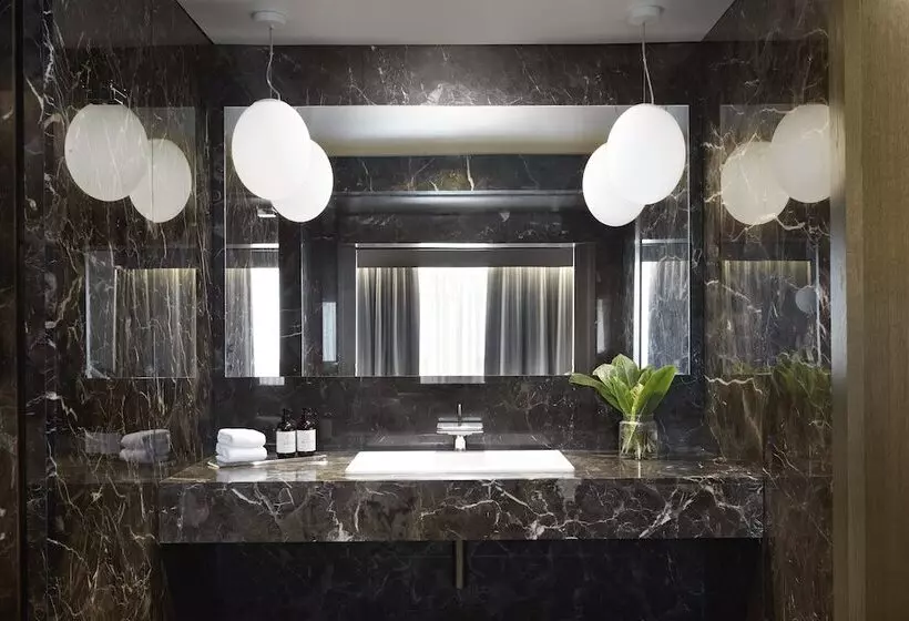 Standard Room, Kimpton Blythswood Square Hotel & Spa, An Ihg