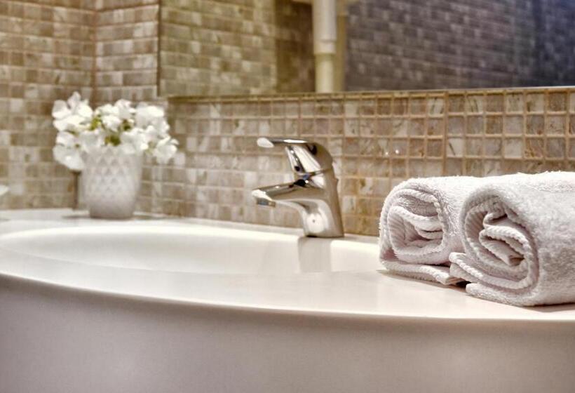 高级工作室, Korali