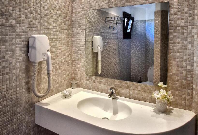 高级工作室, Korali