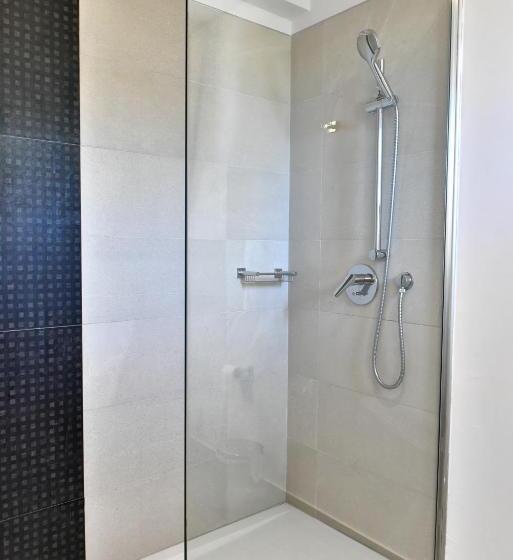 2人卧室家庭公寓, Korali