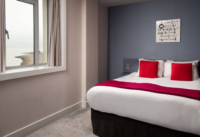 Номер Стандарт Вид на Море, The Midland