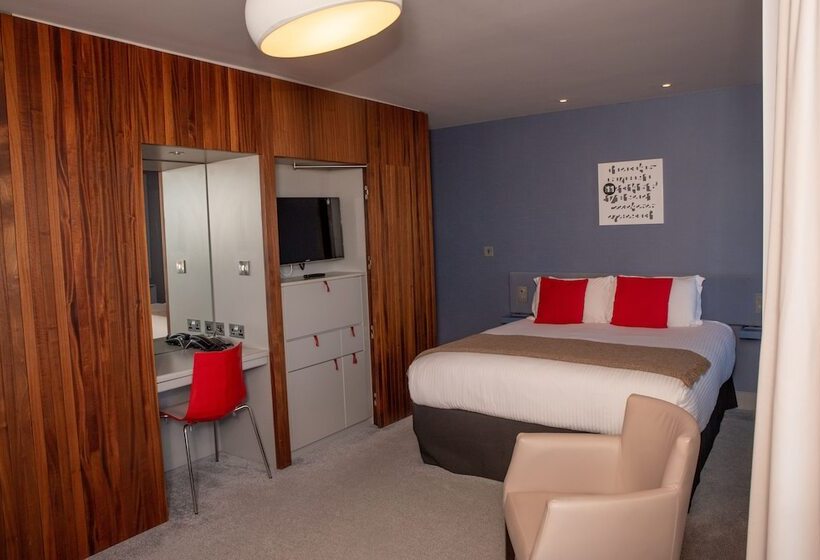 Номер Стандарт Вид на Море, The Midland