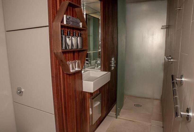 Классический Номер, The Midland