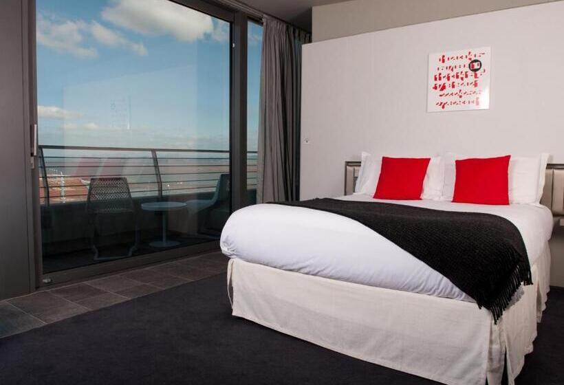 Номер Стандарт Вид на Море, The Midland