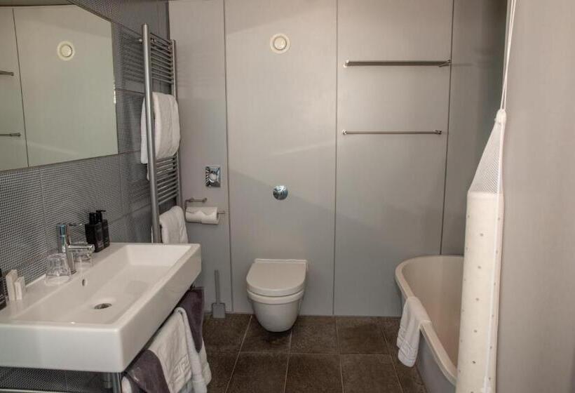 Номер Стандарт Вид на Море, The Midland