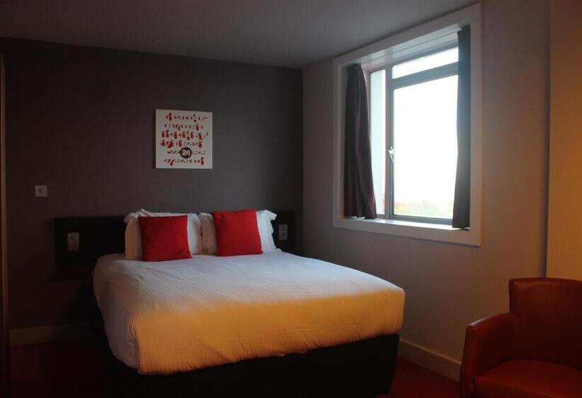 Классический Номер, The Midland