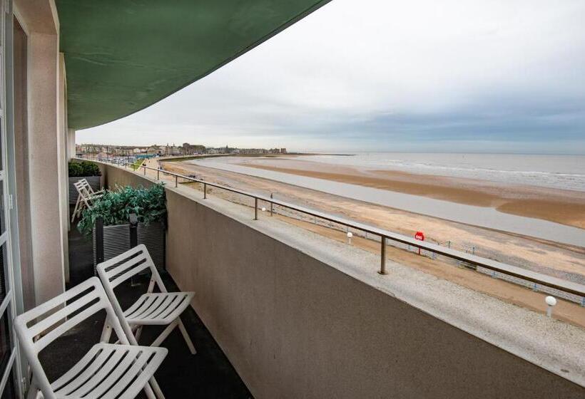 Семейный Номер Вид на Море, The Midland