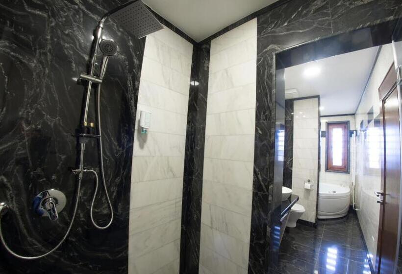 جناح رئاسى, Mostar