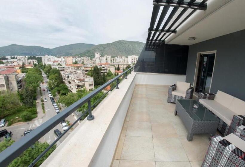 جناح رئاسى, Mostar