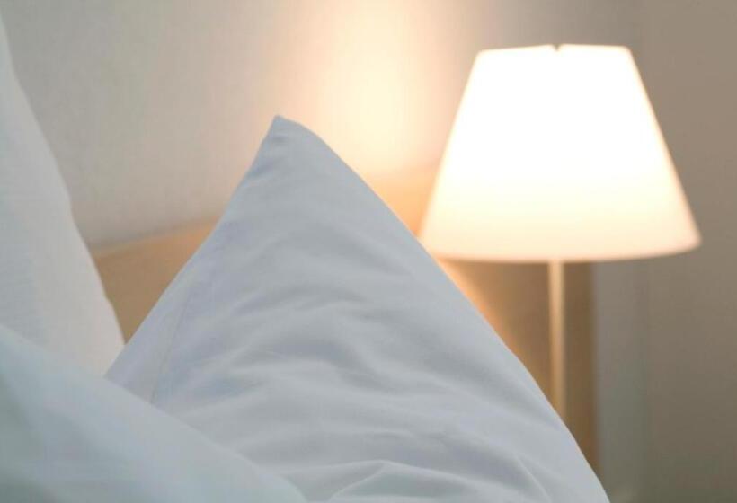 غرفة قياسية, Ochsen