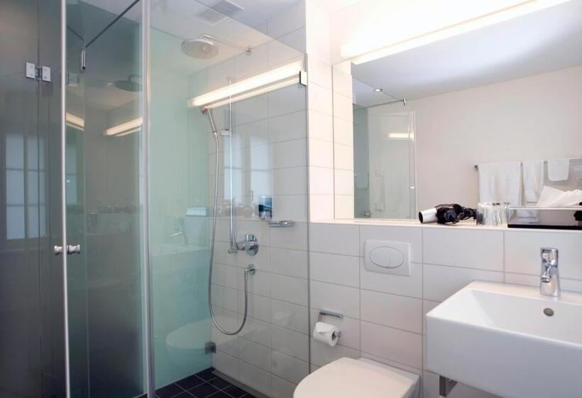 غرفة أساسية, Ochsen