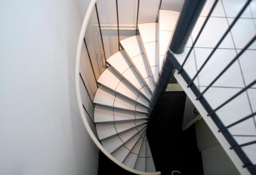 إستوديو قياسى, Ochsen