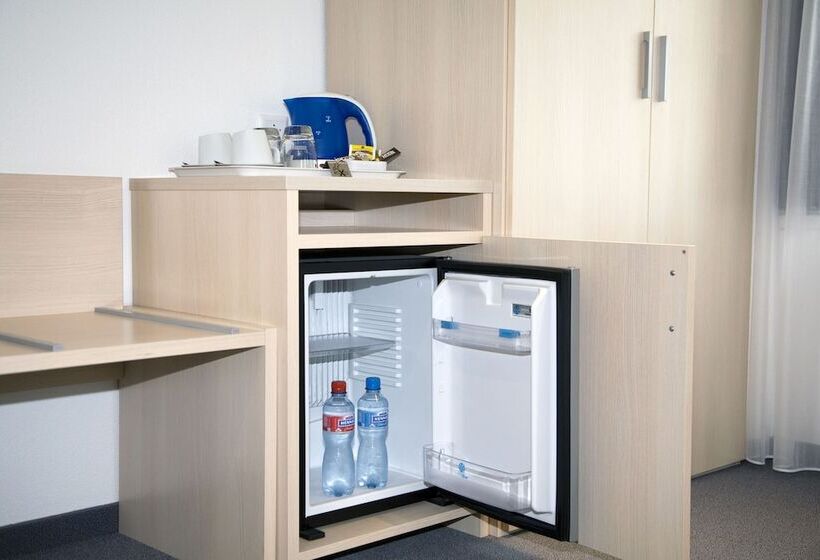 غرفة سوبيريور, Ochsen