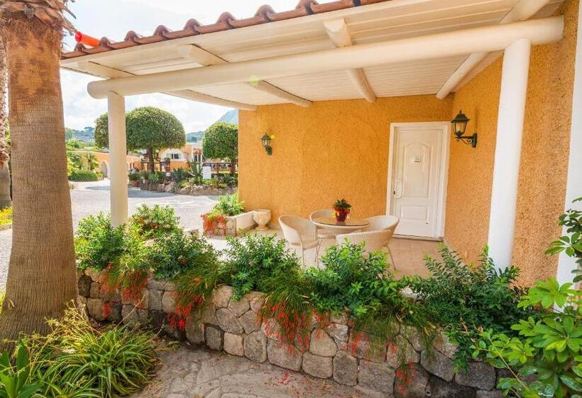 جناح جونيور عائلى, Parco Delle Agavi