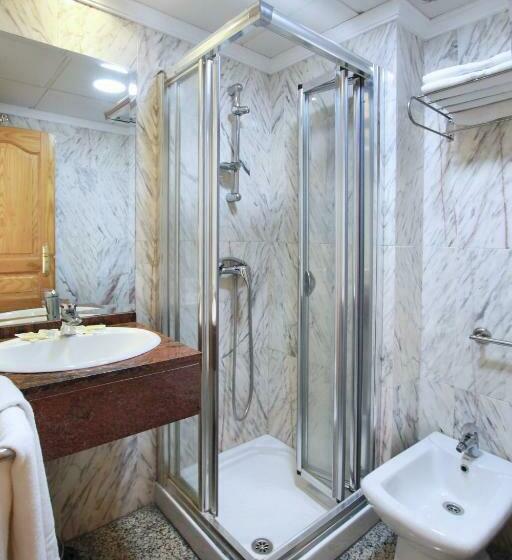 スタンダードルーム, Reyesol